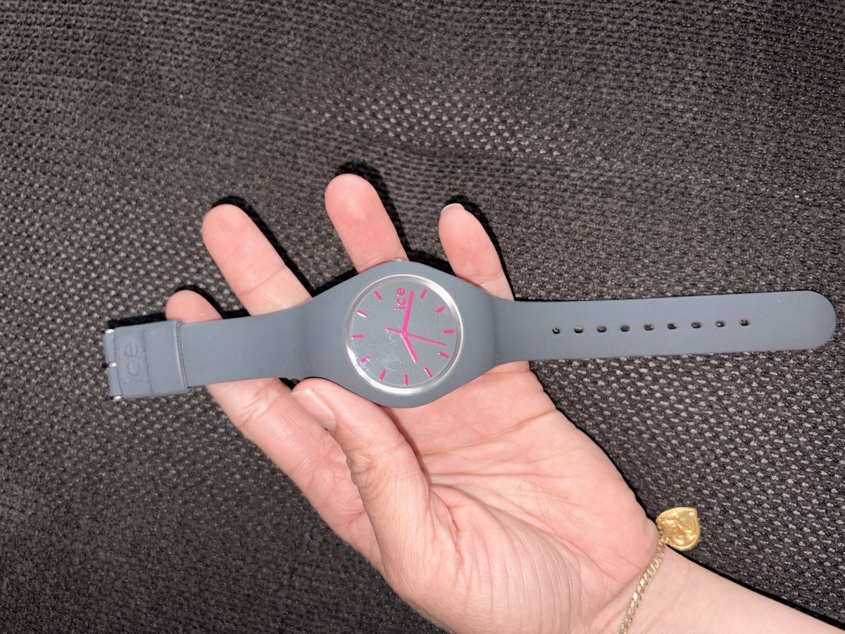 Ice watch Orologi: ICE Watch grey, pink Zifferblatt – Nuovo (secondo la descrizione) da Lachen SZ venduto da AnSi88
