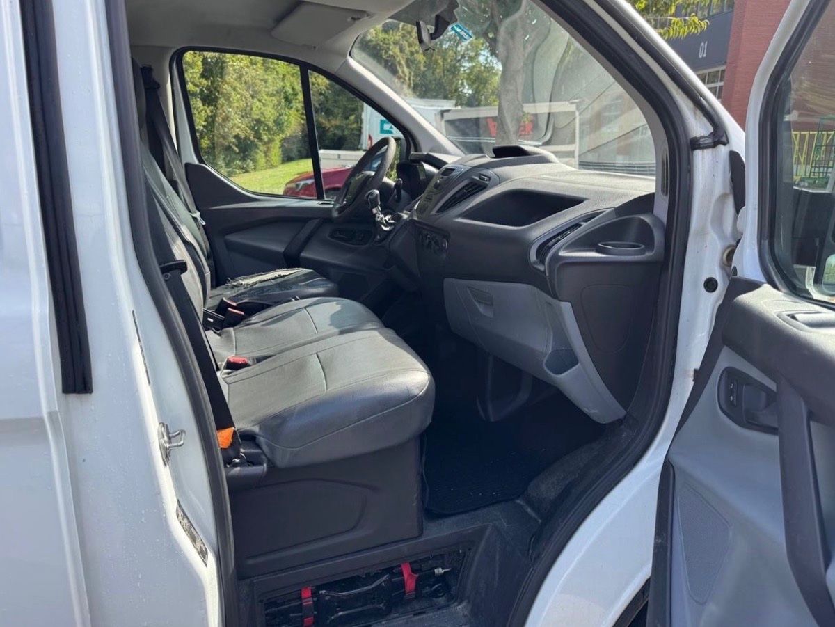 Ford Veicoli commerciali: Ford Transit Custom MFK 15.10.2026 – Usato da Emmenbrücke venduto da eceger 9