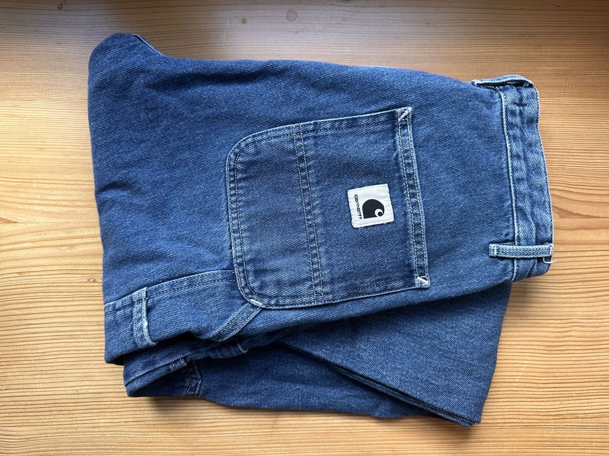 Carhartt Jeans: Carhartt Jeans - RW/Boyfriend – Usato da Rorbas venduto da ComfySofa