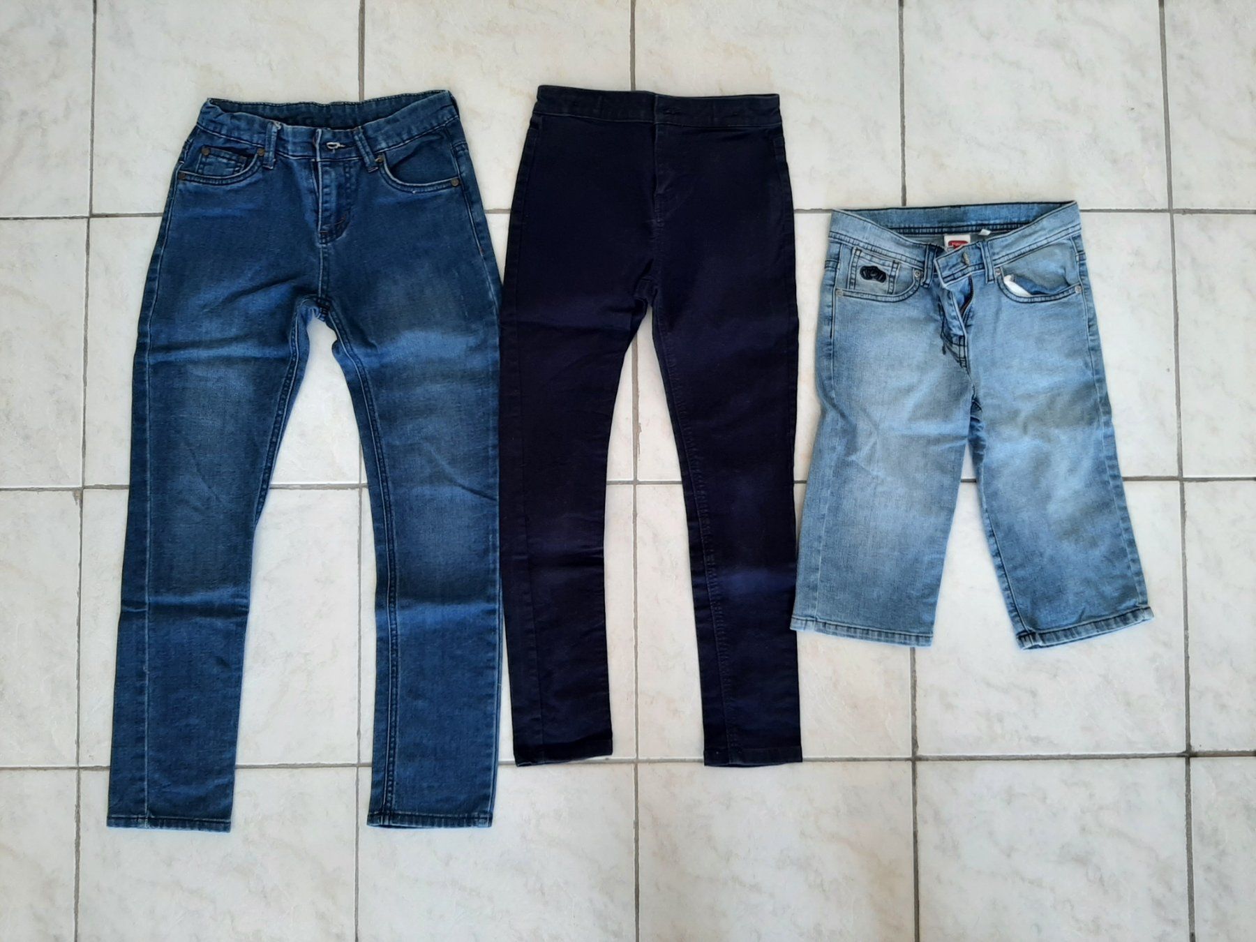 Lotti & Set di vestiti: Kleiderpaket gr 140 – Usato da Brissago venduto da lucabell 2