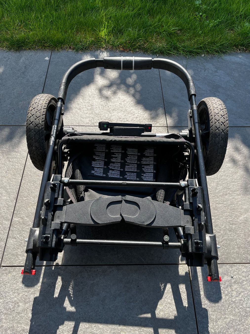 Hartan Carrozzine: HARTAN VIP XL Kinderwagen+Babyschale – Usato da Killwangen venduto da La010 4