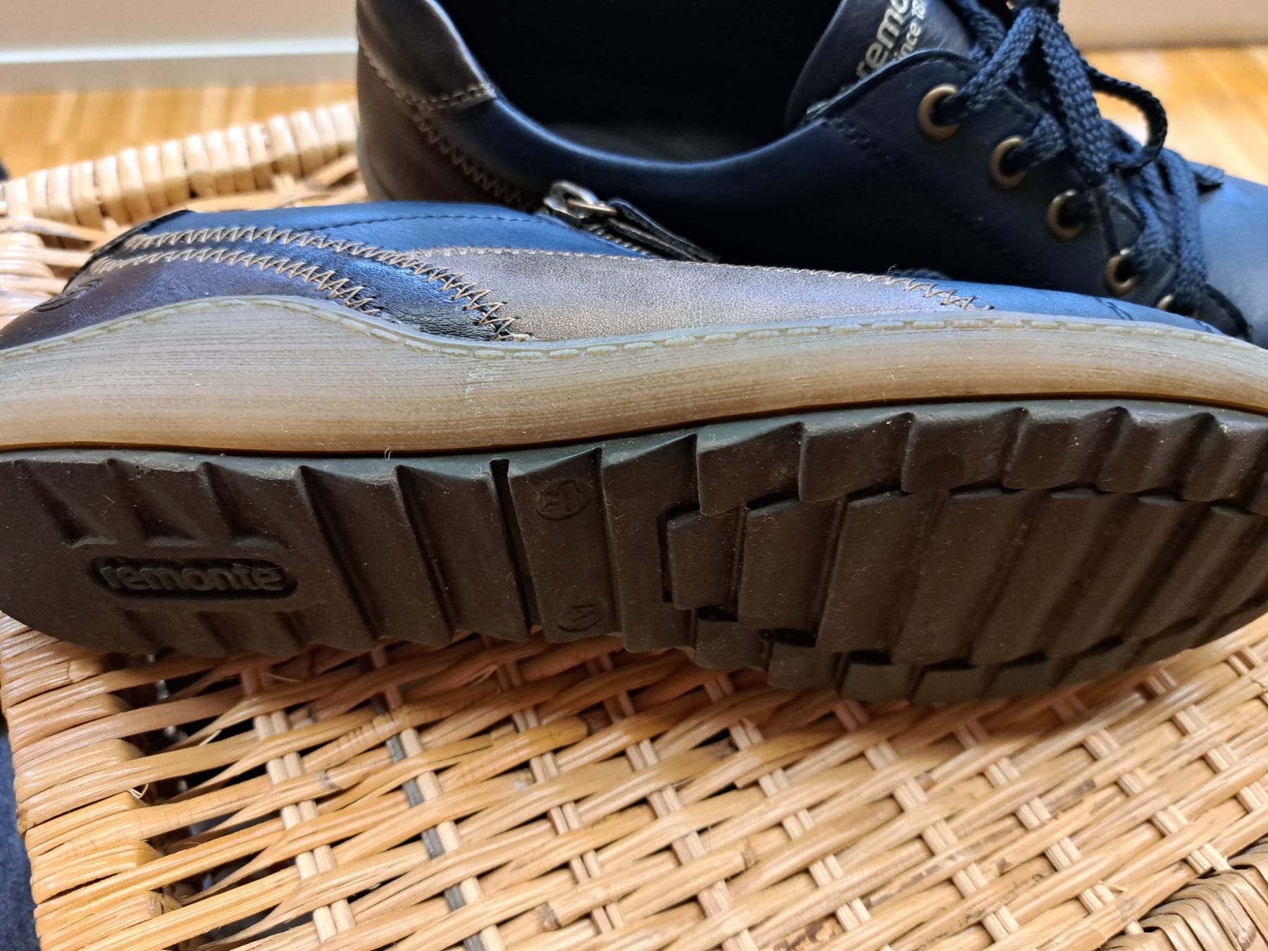 Scarpe da donna: Remonte, zu klein gekauft – Usato da Belp venduto da jkunzi 4