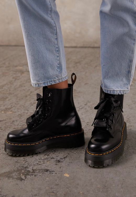 Dr martens schwarz gr 38 hotsell