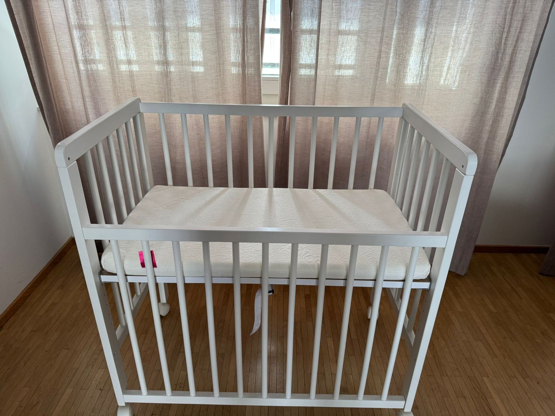 Lits: Beistellbett weiss mit Rollen – Neuf (Voir description) à Winterthur par jessy.j3012