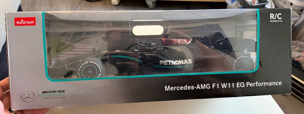 Mercedes-AMG F1 W1 1 EQ Performance AMG PETRONAS F1 TEAM (Gebraucht) in ...