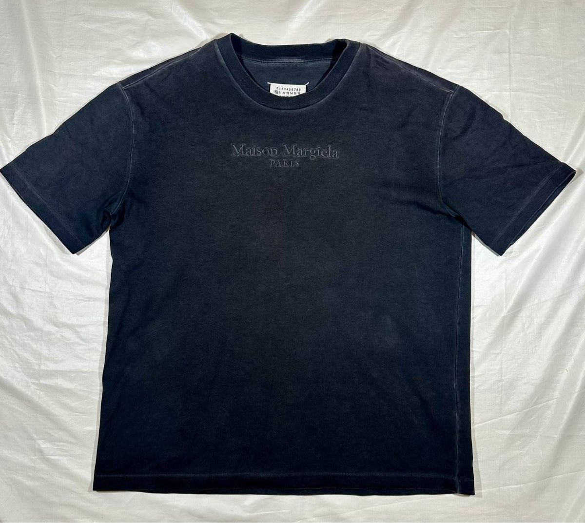 Maison Margiela T-shirt: Maison Margiela T-shirt  – Usato da Pfäffikon ZH venduto da Nataliia.