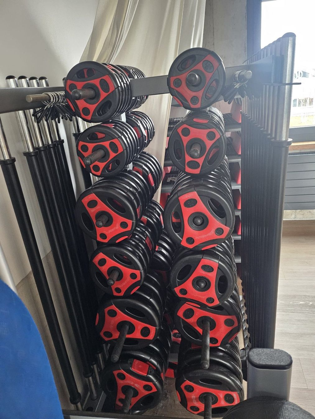 Manubri & Pesi: Bodypump Profiset von Don Oliver inkl. Rack – Usato da Zürich venduto da caricaro01 1