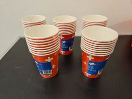 Neu - 5x 8Stk. Becher Schweiz (Verp. Beschädigt)