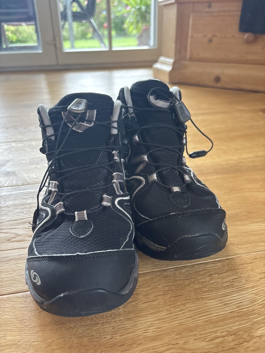 Salomon Schuhe für Jungen: Salomon Wanderschuhe Kinder Grösse 35 – Gebraucht aus Flums Hochwiese von sluechi 1