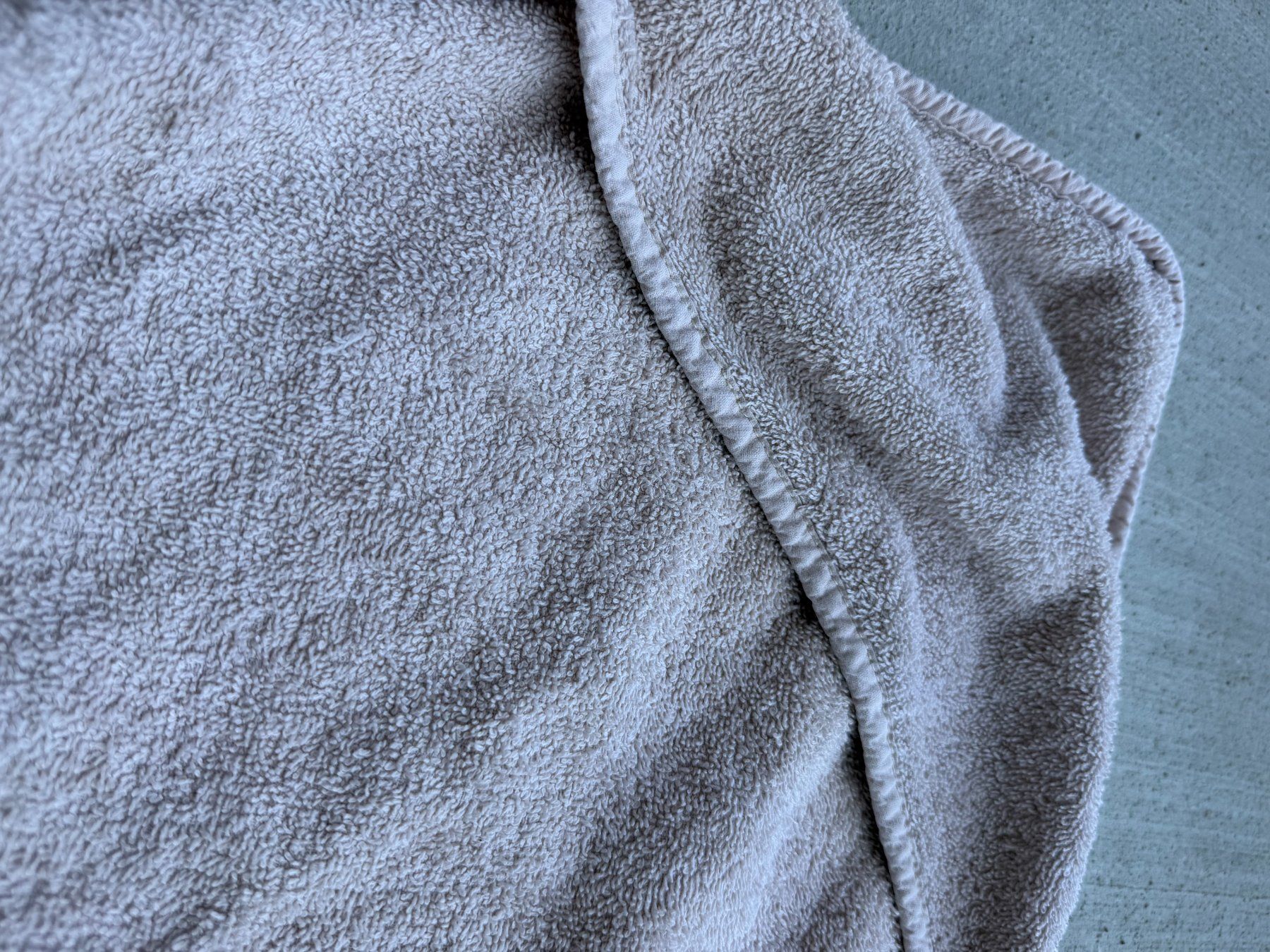 Teli da bagno: Kinder Badetuch Frottee mit Kapuze – Usato da Riehen venduto da ann_76jw 5