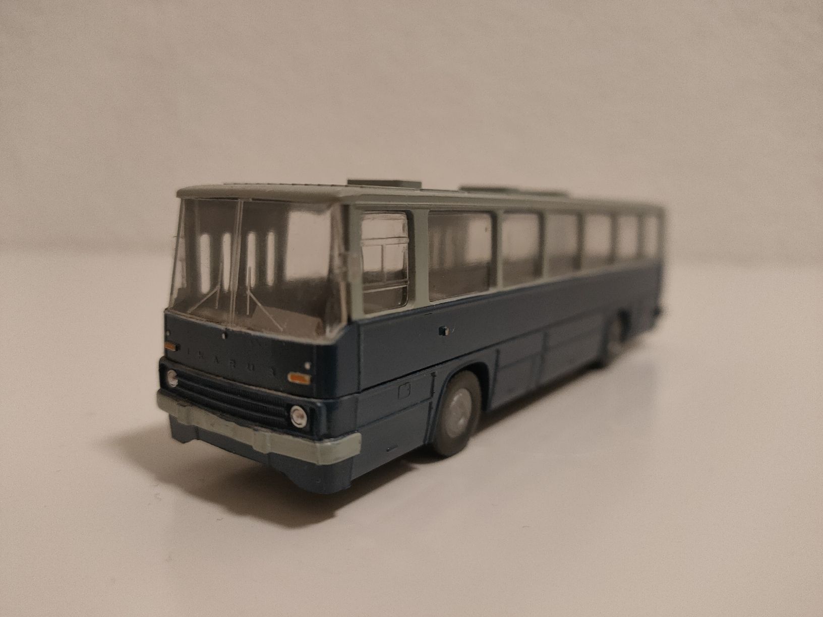 Rietze Modellautos: Ikarus Bus 206 – Gebraucht aus Burgdorf von bri5 4