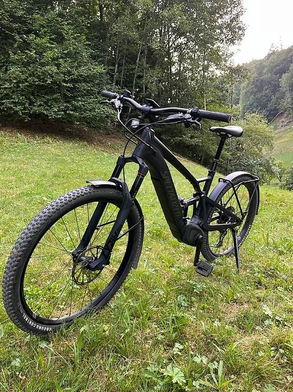 Vélos: Specialized Turbo Tero X 6.0, Premium Fully E-MTB, Grösse L – D'occasion à Interlaken par dav_tb9l