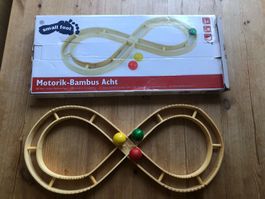 Motorik Holzkugelbahn Liegende Acht
