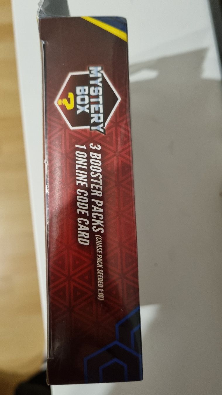 Pokémon Sammelbilder & Trading cards: pokemon mystery box – Neu und originalverpackt aus Chavornay von Pesche1991 2