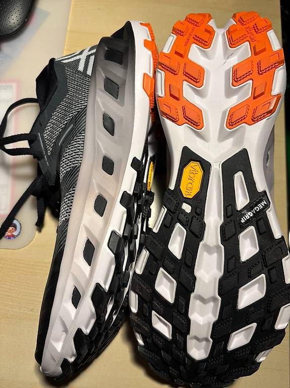 X-bionic Scarpe da uomo: X-Bionic ? Trailrunningschuhe – Nuovo (secondo la descrizione) da Frauenkappelen venduto da Rolerik 4