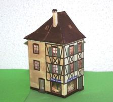 Faller H0 416: Stadthaus mit Betten-Geschäft, Fertigbau