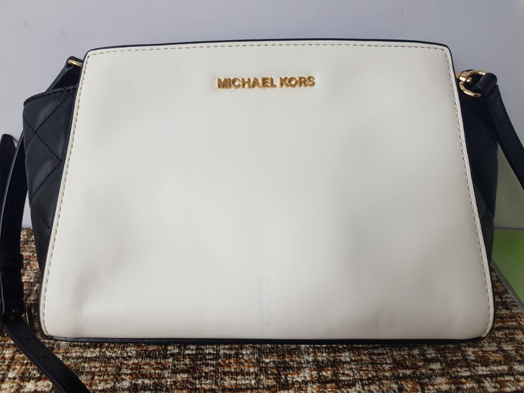 Michael Kors Borse da donna: Michael Kors Leder Umhängetasche – Usato da Basel venduto da Birs868 1