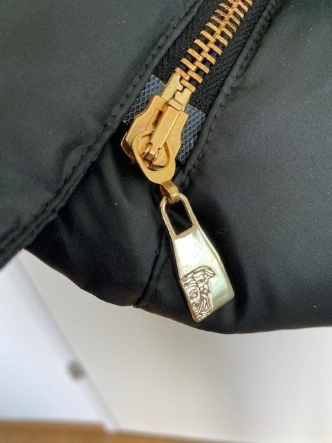 Versace Cappotti: Versace Damenmantel – Usato da Cham venduto da Monaco2013 3