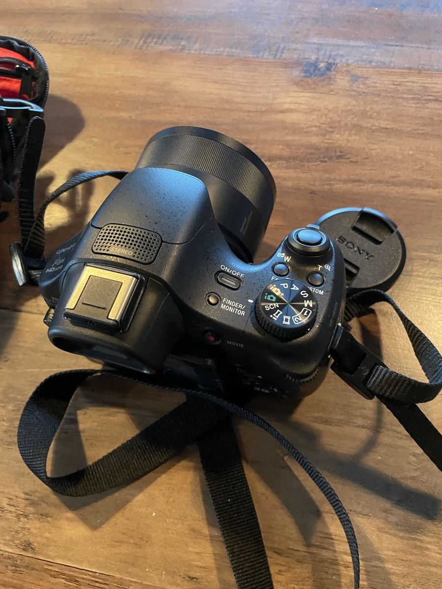 Sony Fotocamera: Sony Kamera – Nuovo (secondo la descrizione) da Gurbrü venduto da ric_sbs6 1
