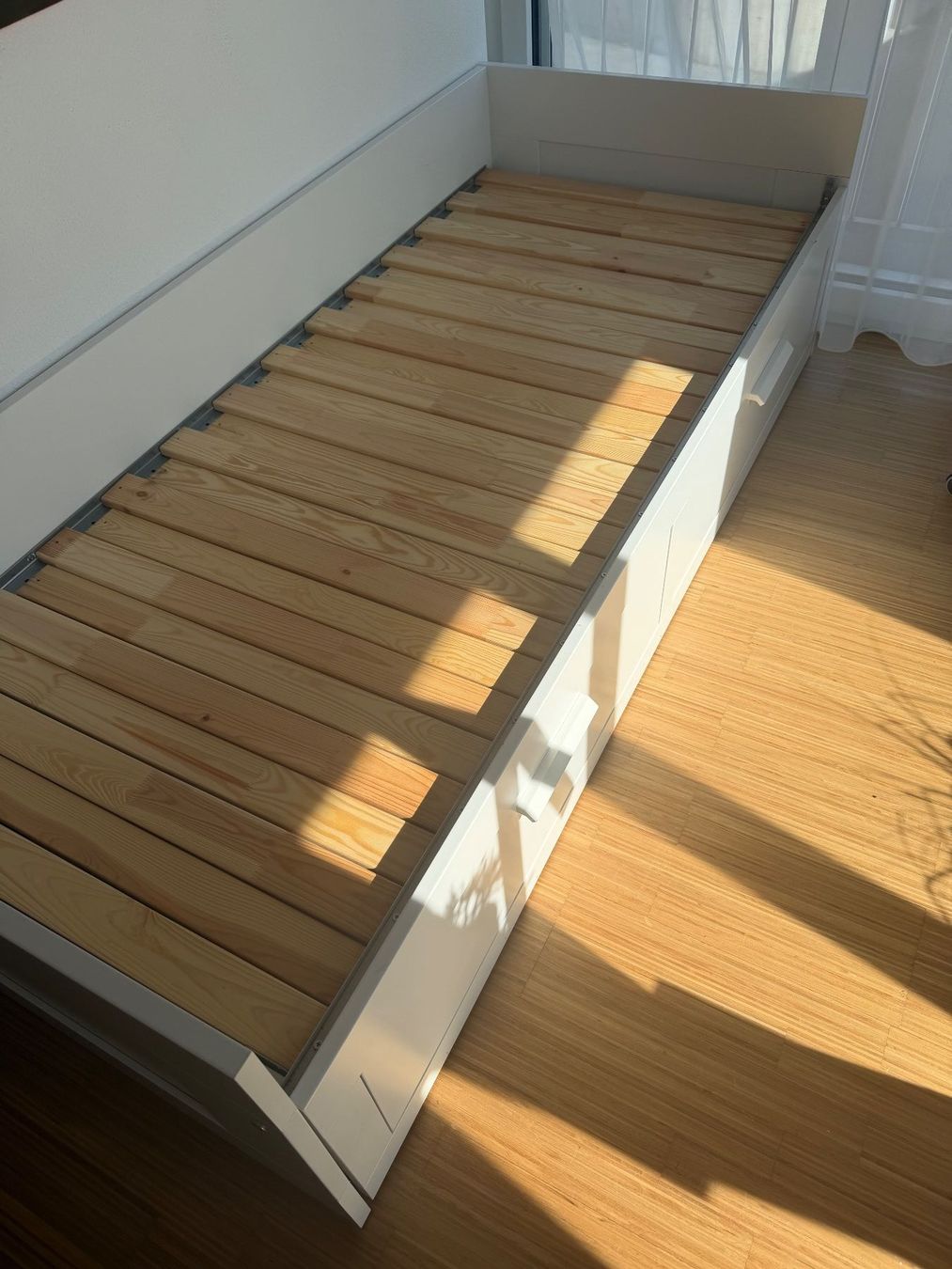 Ikea Letti: Ikea Brimnes Tagesbett – Usato da Sarmenstorf venduto da Natcadiz
