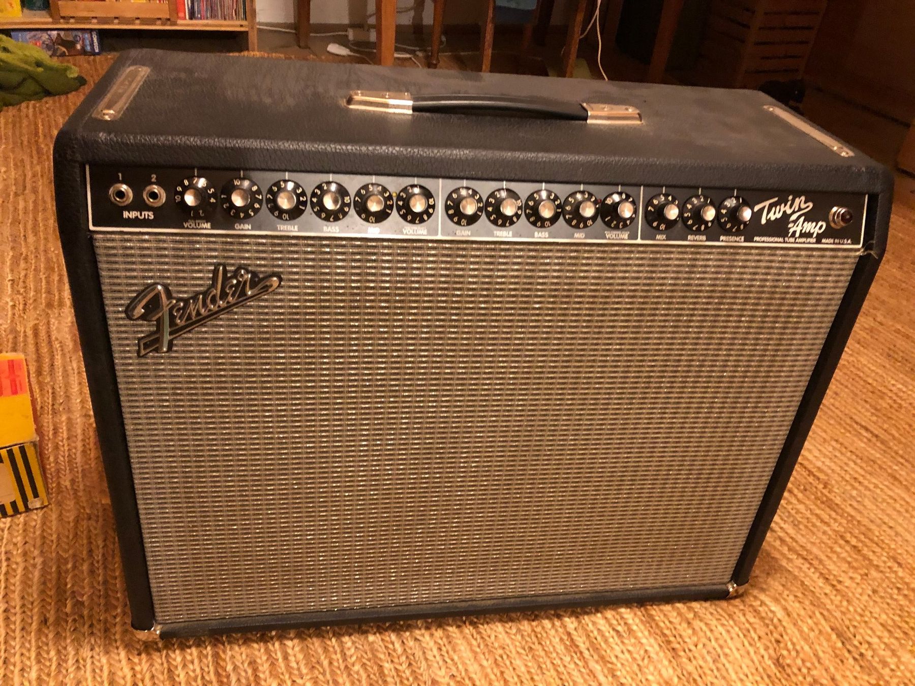 Fender Verstärker: Fender Twin Amp – Defekt aus Winterthur von majorino