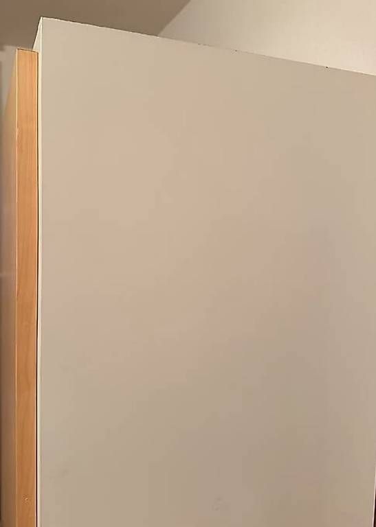 Armadi: Gratis Schrank / Stauraumschrank zu verschenken  – Usato da Zürich venduto da Hackiko 3