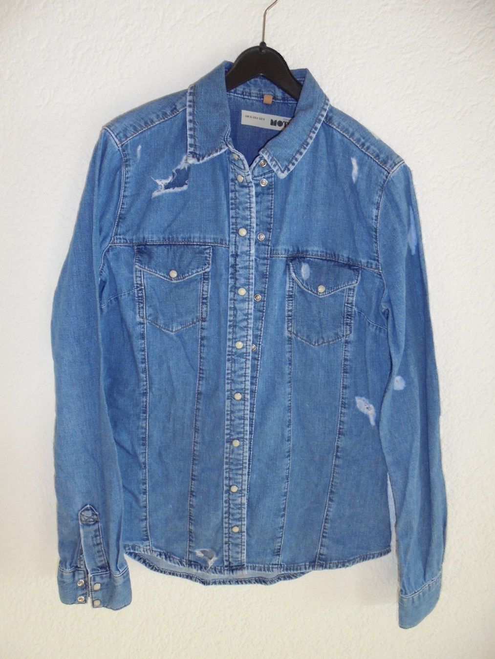 Topshop Camicette: JEANSBLUSE GRÖSSE 36 VON TOPSHOP – Usato da Aarau Rohr venduto da PinkSchwein