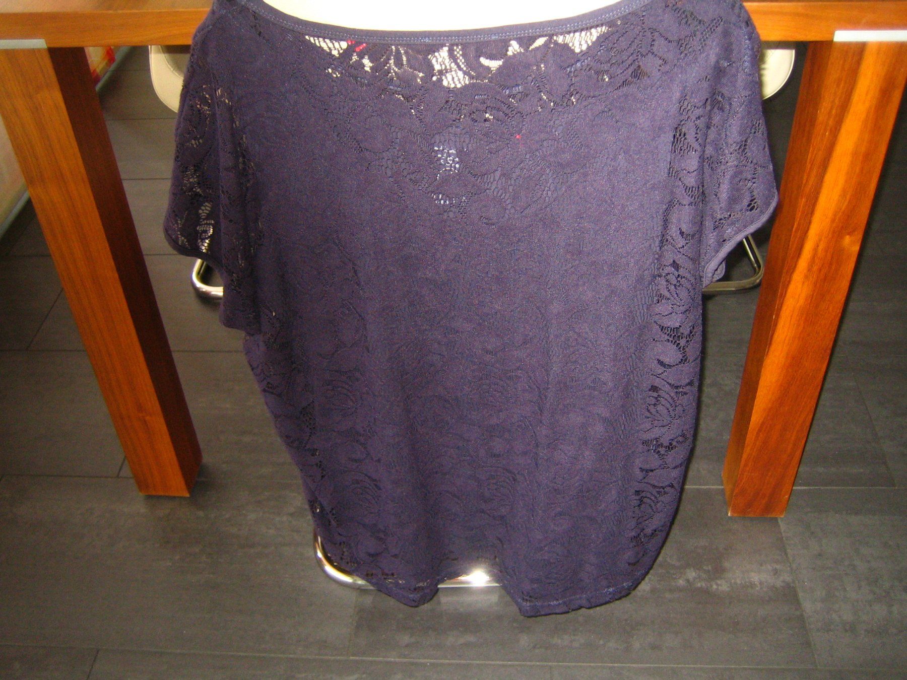 S.Oliver T-shirt: Spitzenshirt mit Top von sOliver – Nuovo (secondo la descrizione) da Chur venduto da bibo014 1