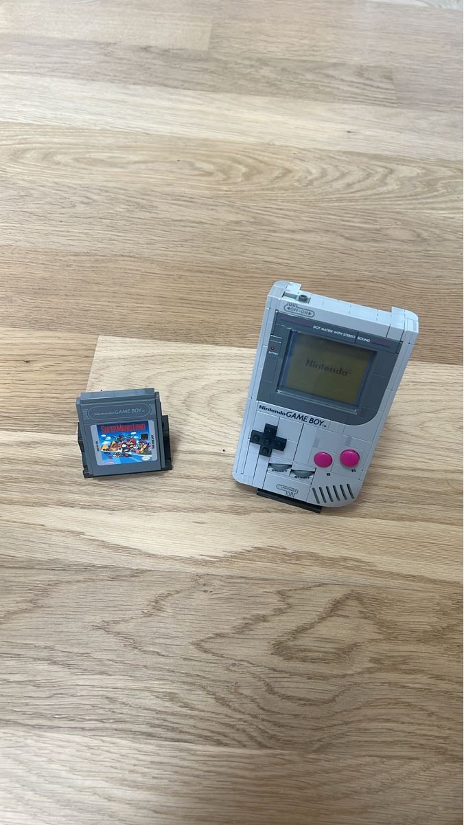 Lego Giocattoli: Lego Gameboy – Usato da Rickenbach ZH venduto da flavio.carnuccio