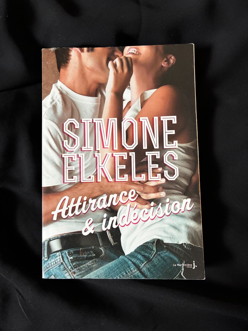 Libri: Attirance & Indécision - Simone Elkeles - Livre FR – Usato da Corcelles-près-Payerne venduto da CyndelleMaiwen