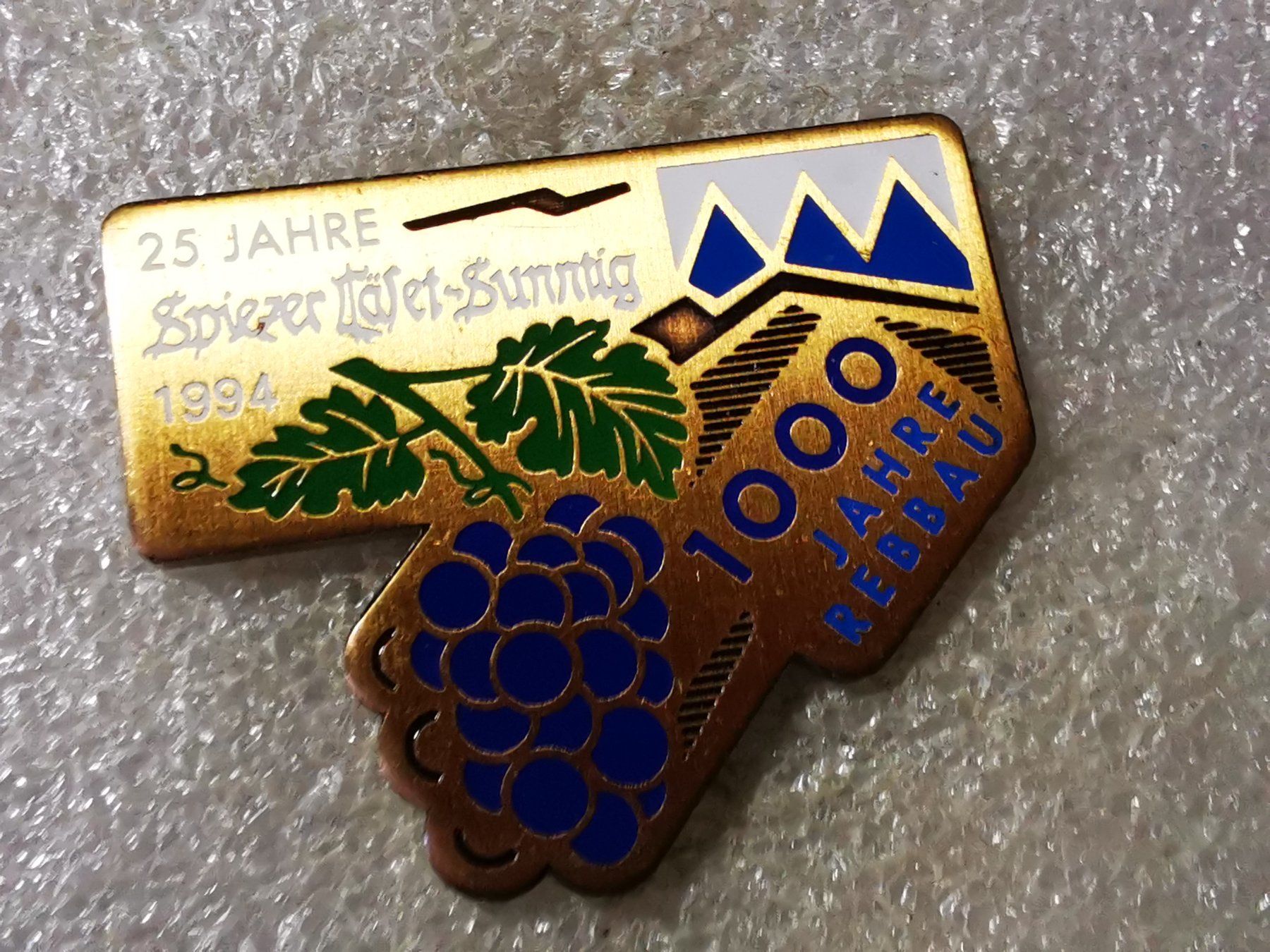 Placchette & Badge: Ansteckpin 194: Spiez – Usato da Oppligen venduto da Pin-Fall-Shop