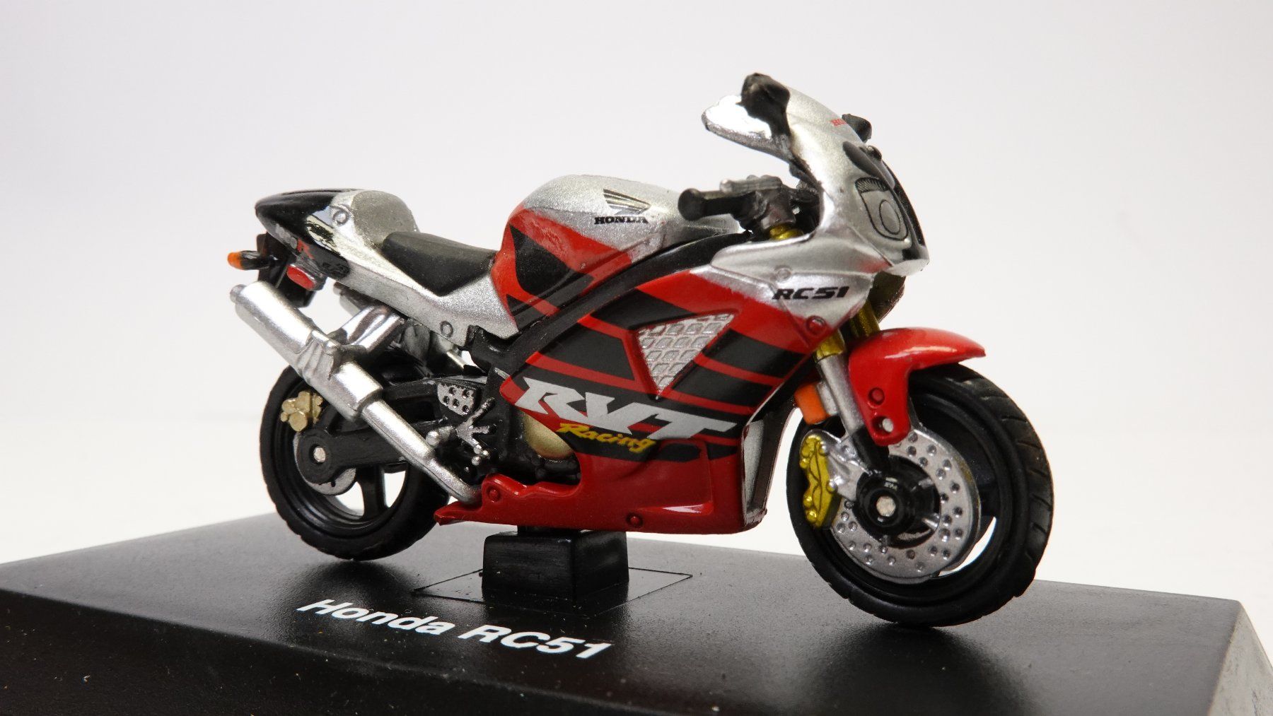 Modellini d'auto: e54 1/ 32 NewRay Honda RC51 – Usato da Thun venduto da evinka_gmbh 5