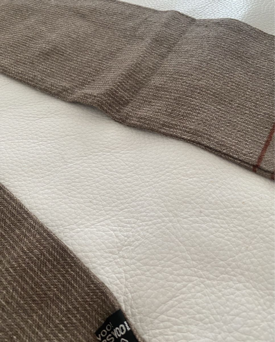Foulard & Sciarpe: Wolle Schal 🌸 – Usato da Opfikon venduto da Luis144 4