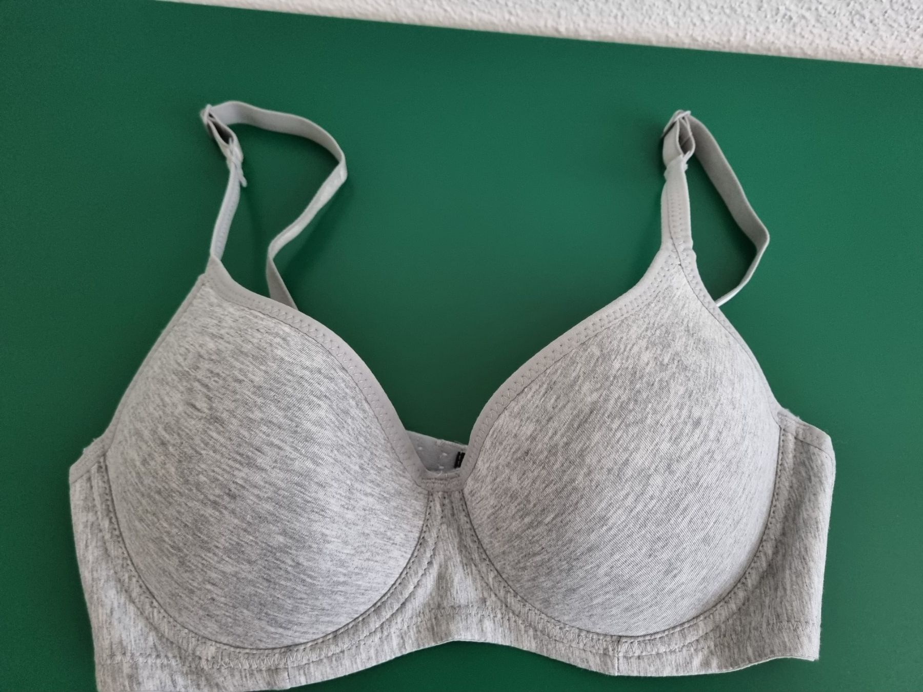 Altra biancheria intima: BH mit Bügel leichte Schale D 75 grau Baumwolle/Elastane – Nuovo e nell'imballaggio originale da Zofingen venduto da Felpa