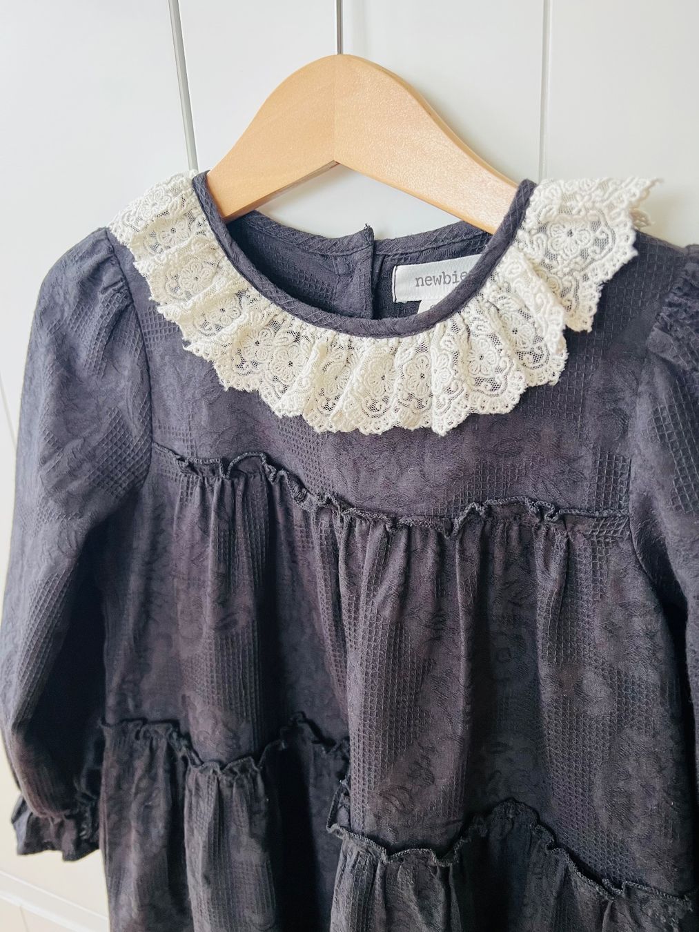 Kleider & Röcke: Newbie 122 elegant schwarz Spitze – Gebraucht aus Burgdorf von rulan