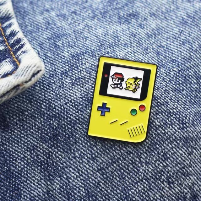 Pokémon Plaketten & Abzeichen: Pin’s GameBoy Pokémon – Neu und originalverpackt aus Genève von Resko 4
