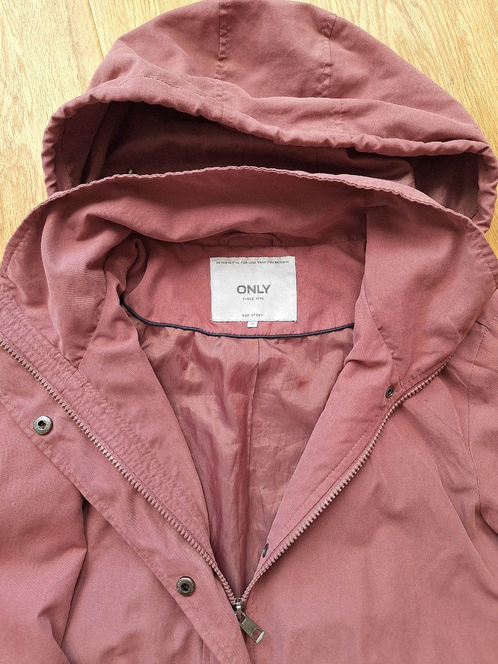 Only Jacken: ONLY Übergangsjacke, Grösse M, Farbe Altrosa – Gebraucht aus Wangen an der Aare von jan_2zxv 2