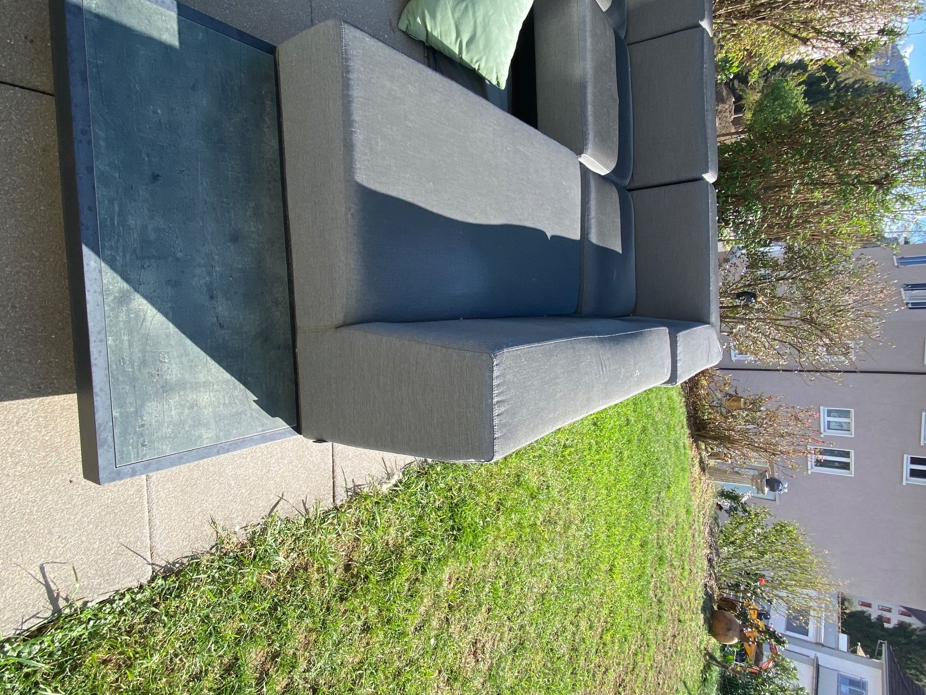 Viplounge Sofas: wasserdichte Gartenlounge – D'occasion à Trimbach par Leue71 5