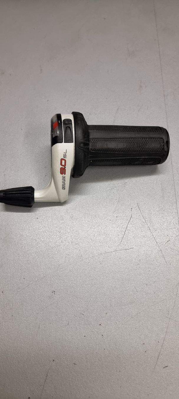 Sram Pezzi di ricambio: Sram 9.0 SL Grip Shift - Versand möglich – Usato da Seon venduto da Stibinio 1