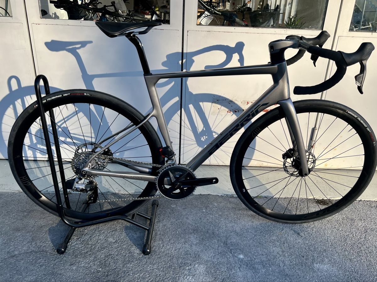 Velos: Berria Belador 8 Rennvelo – Neu und originalverpackt aus Kriens von Velochetti_Kriens 1