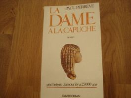 La dame à la capuche