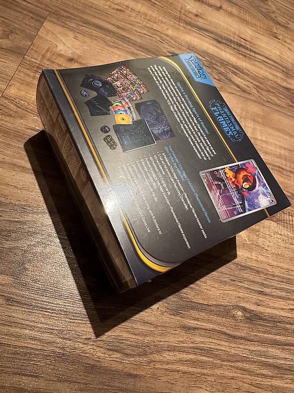 Pokémon Sammelbilder & Trading cards: Mega Evolution Phantasmal Flames Elite Trainer Box EN – Neu und originalverpackt aus Aarau Rohr von Treasure-Trove 1