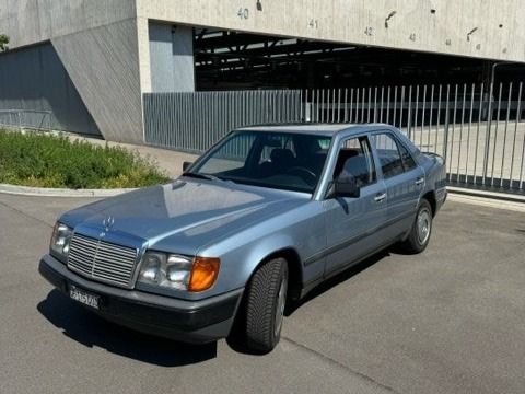 Mercedes Benz W124 200D MFK 26.2.2024 ,steht in Zürich