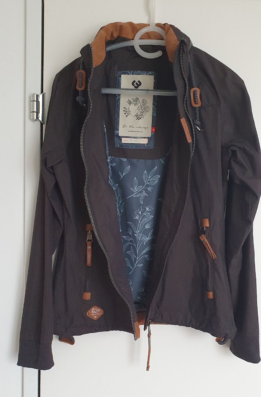 Ragwear Jacken: Outdoor Jacke Gr. M – Gebraucht aus Möriken AG von Katze110 2