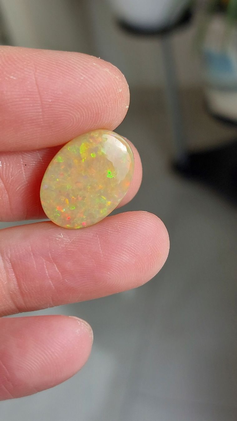 Pietre preziose: 8 ct Opal Welo – Nuovo (secondo la descrizione) da Bévilard venduto da Yougems 8