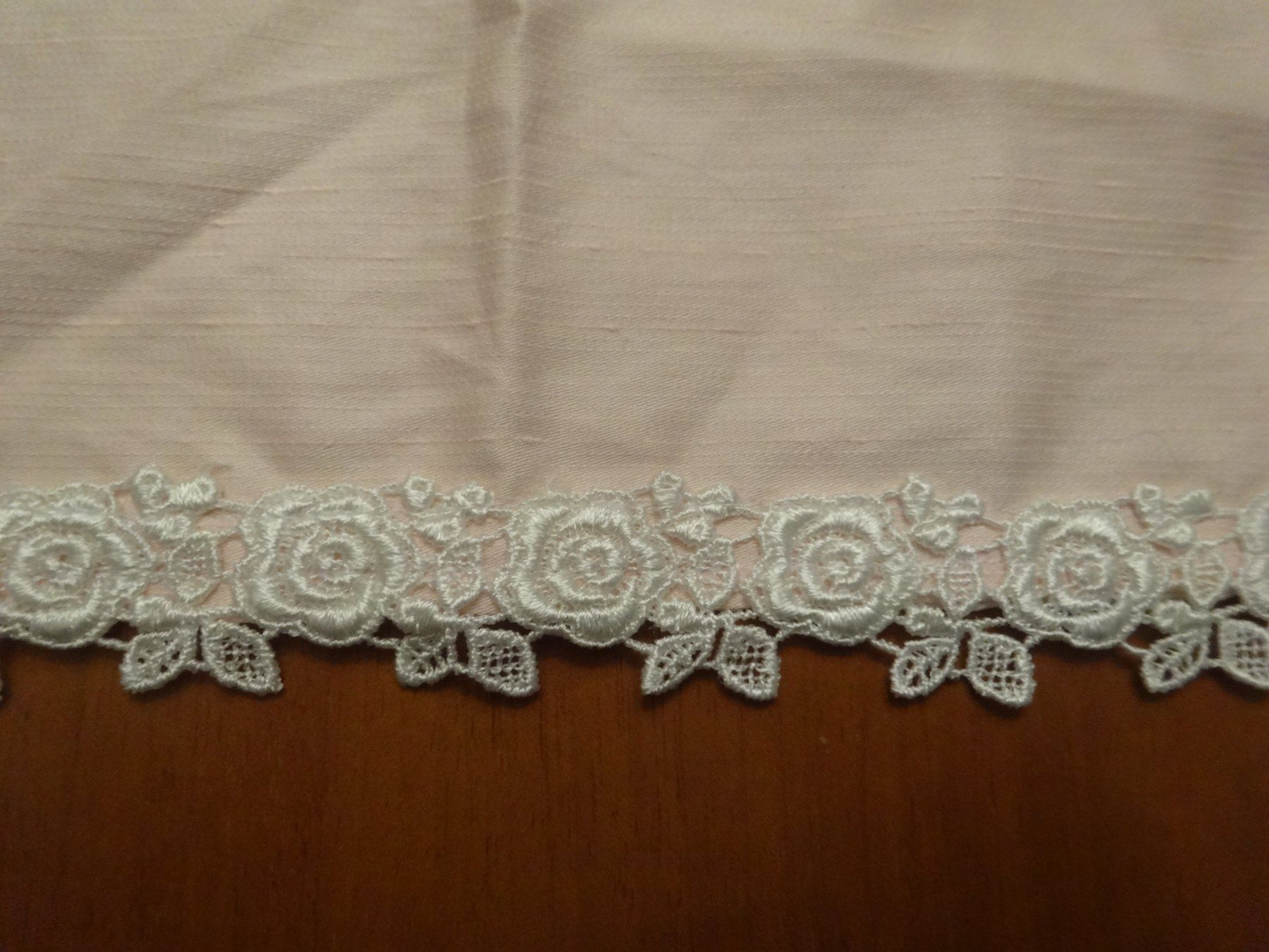 Tutte le decorazioni: Grand napperon ou milieu de table – Nuovo e nell'imballaggio originale da Biel/Bienne venduto da milamila02 1