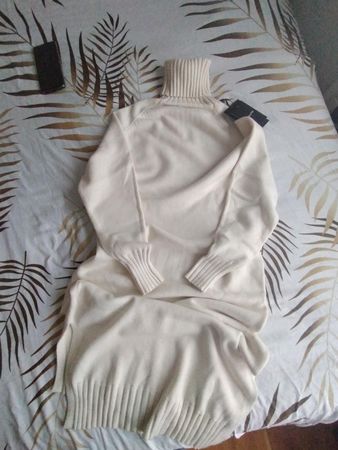 robe Pull Deep Pink écrue neuf, taille unique, pour l'hiver