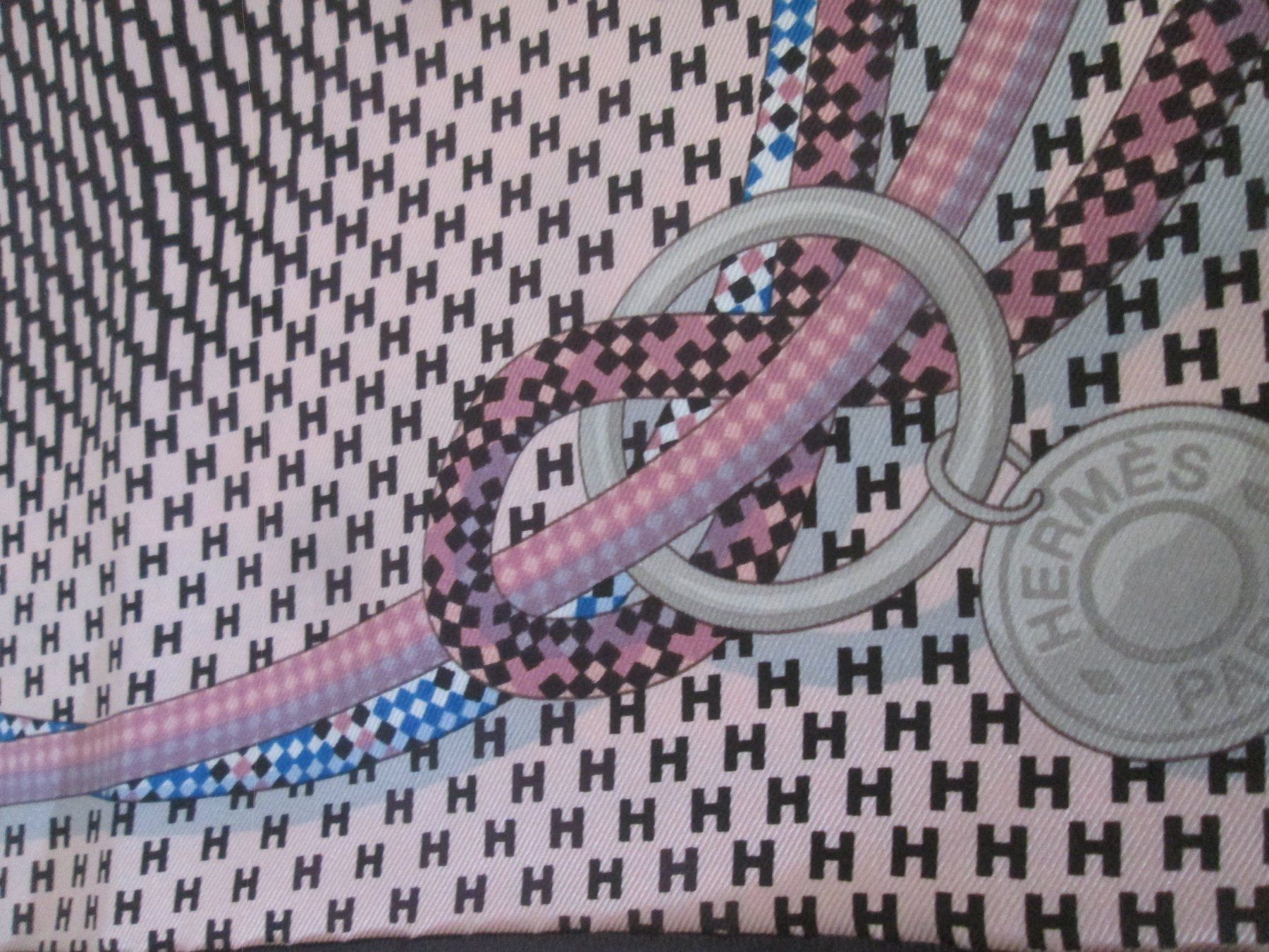 Hermès Foulards & écharpes: Hermès-Schal, Cheval, neu, 100% Seide – Neuf (Voir description) à Sementina par babucia 1