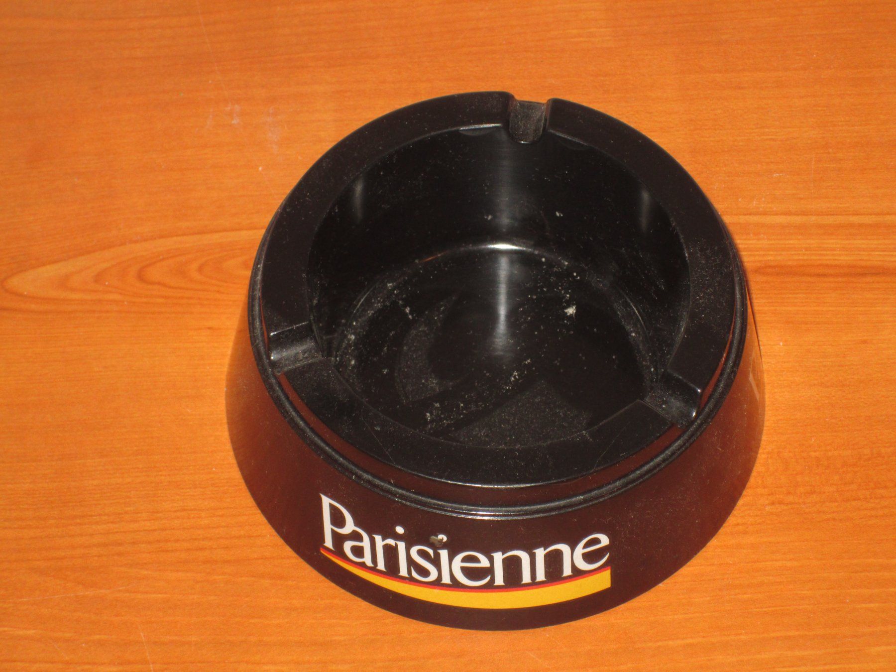 Cendriers: Cendrier publicitaire Parisienne – D'occasion à Bonfol par zagato43e 1