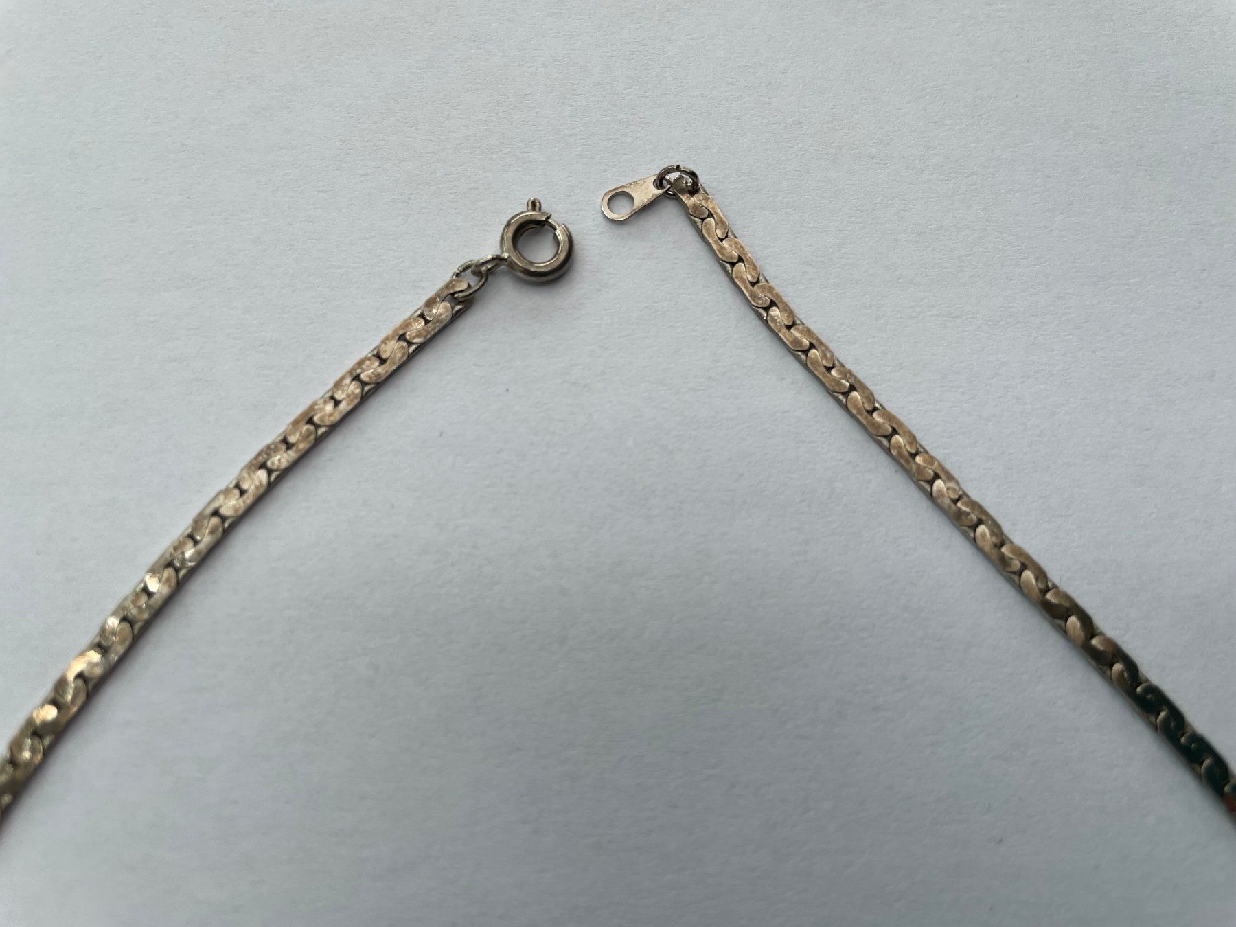 Catenine: Schöne Halskette S-Muster – Usato da Schnaus venduto da sueg01 1